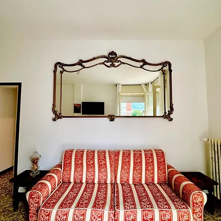 Spacious, Minimalist, Chic 