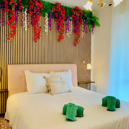 Spacious, Minimalist, Chic 